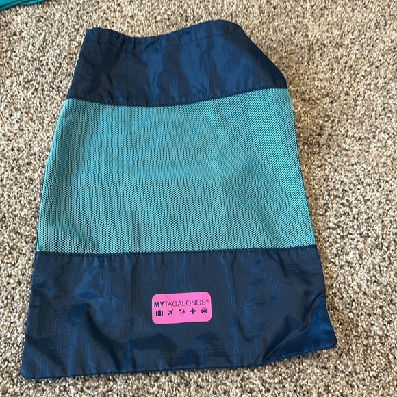 Tagalongs Packing Cubes Set of 3, Shoe Bag, Laundry Bag, Like New - Picture 3 of 5